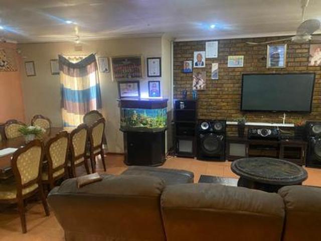 House for sale in Vosloorus, Gauteng