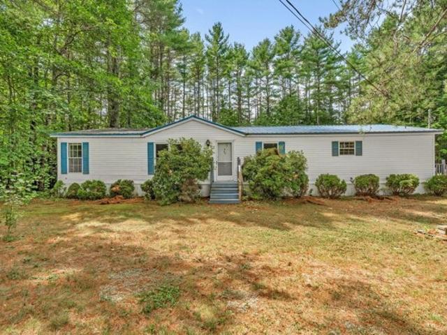 House for sale in Paris, Maine
