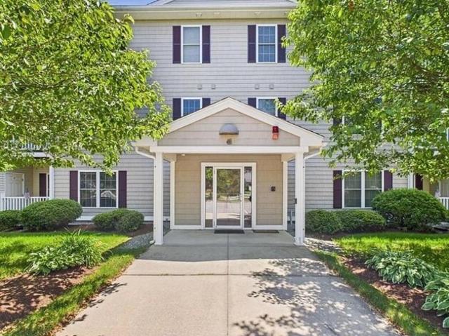 Condo for sale in Parker Village, Merrimack