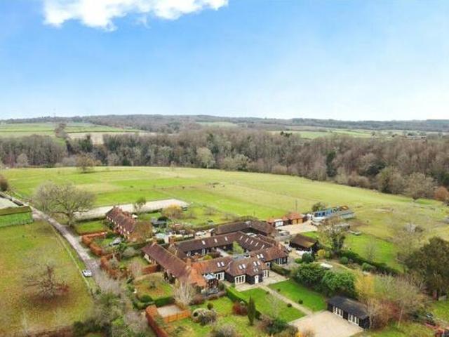 House for sale in Littlecote, West Sussex