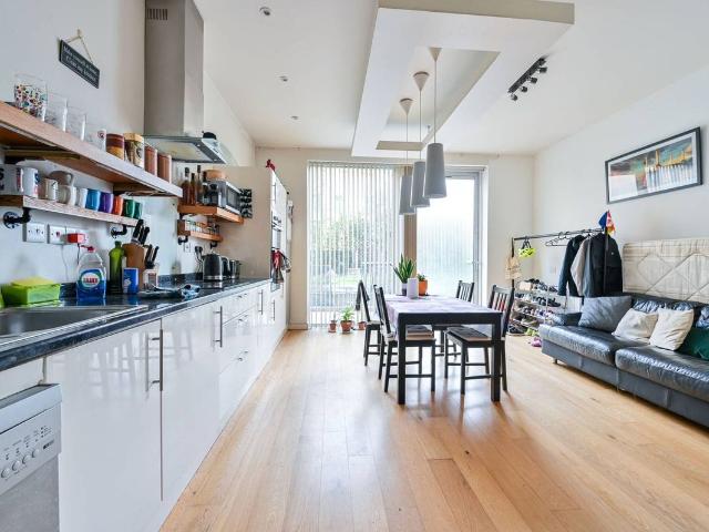 Apartment for rent in Elephant and Castle, Greater London