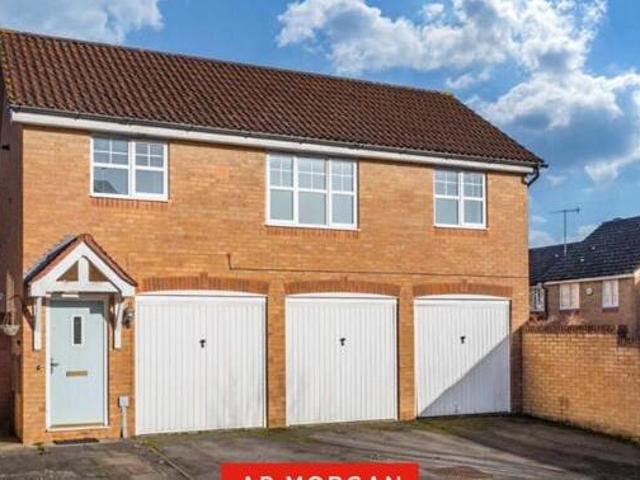 House for sale in Stoke Pound, Bromsgrove