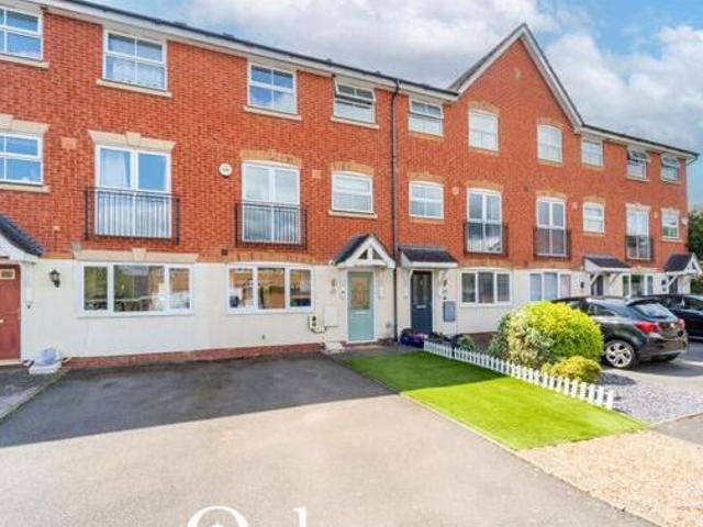 House for sale in Stoke Pound, Bromsgrove