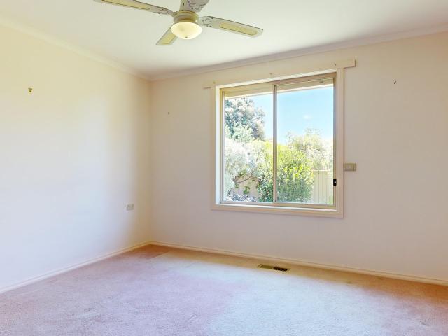 Apartment for sale in Kialla, Victoria