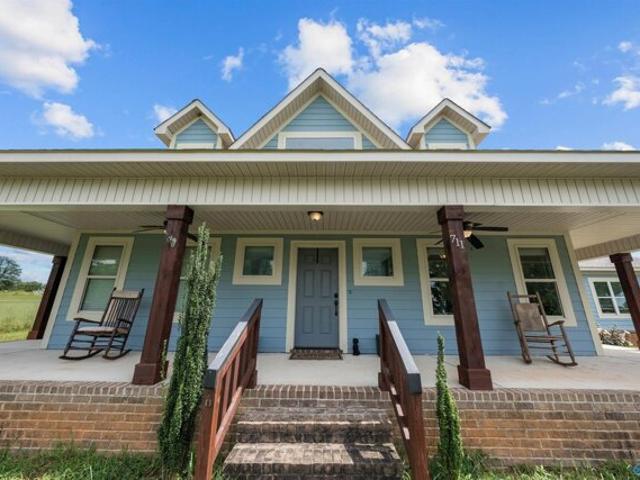 House for sale in New Market, Alabama