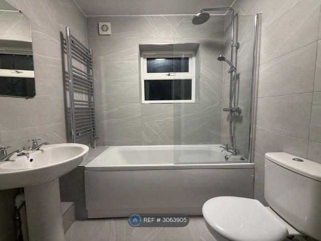 House for rent in Hoyland Common, Barnsley