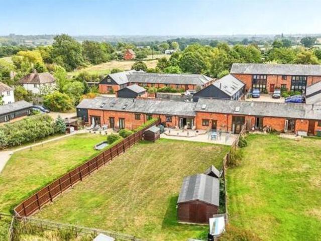 House for sale in Buckingham, Buckinghamshire