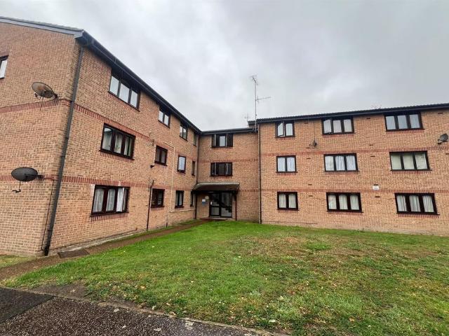 Apartment for rent in Stroud Green, Rochford