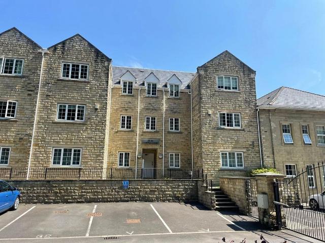 Apartment for rent in Crossflatts, West Yorkshire