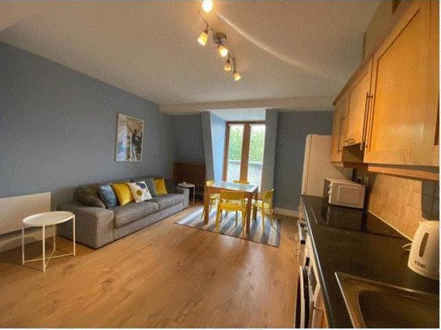 Apartment to rent in Bluebell, North Tipperary