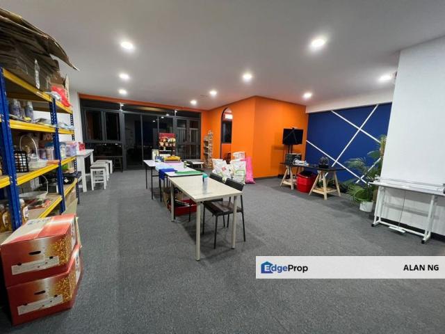 Shop for rent in Petaling, Subang Jaya
