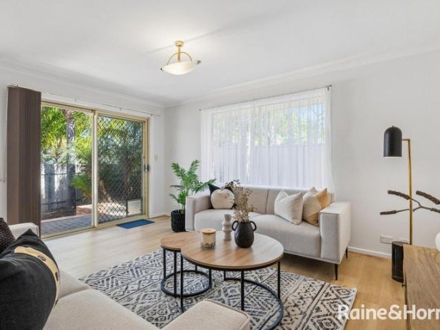House for sale in Aberfoyle Park, Adelaide