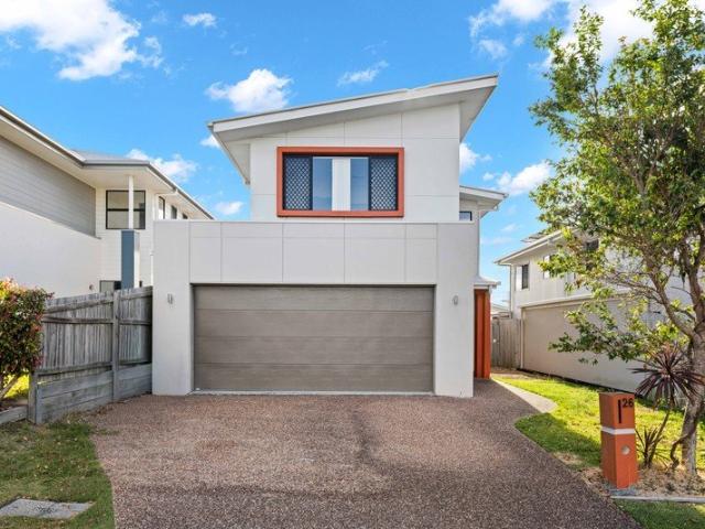 House for sale in Fernbrook, Queensland