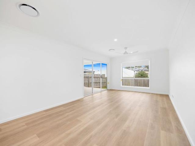 House for rent in Thrumster, New South Wales