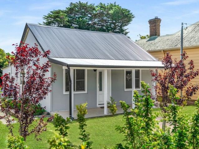 House for sale in Manchester Square, New South Wales