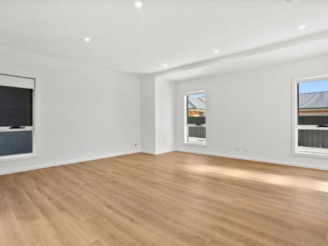 House for rent in Oak Flats Dc, New South Wales