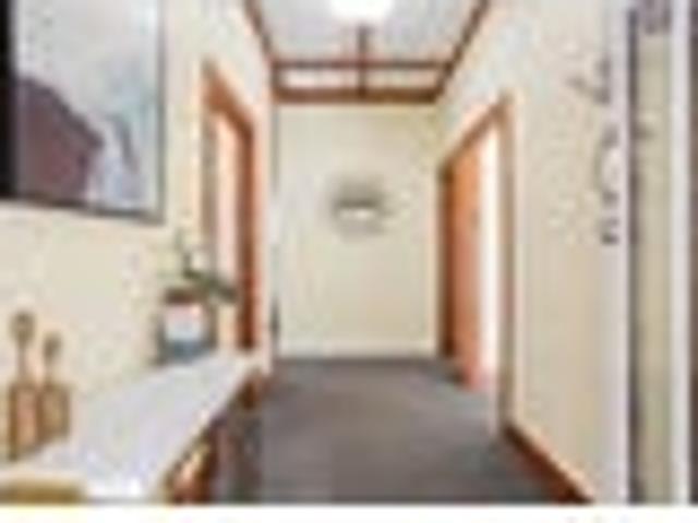 House for sale in Hillsborough, Oroua County