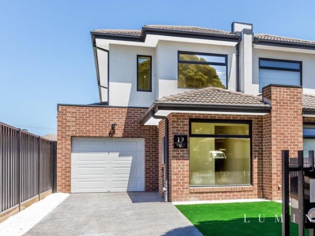 Townhouse for rent in Camerons Creek, Victoria