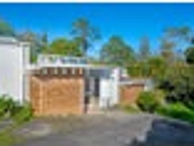 House for sale in Lynfield