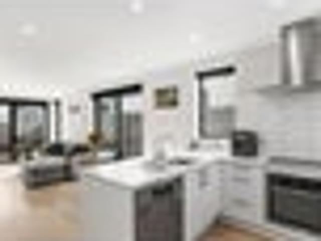House for sale in Paremoremo