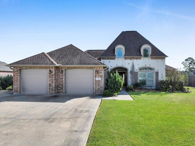 House for sale in Bridge City, Texas