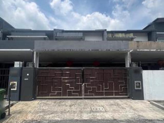 Terraced House for sale in Kuching