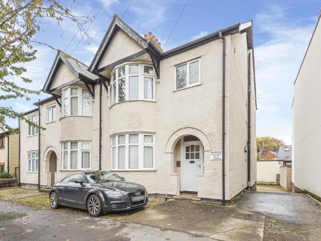 Room for rent in Old Headington, The Slade