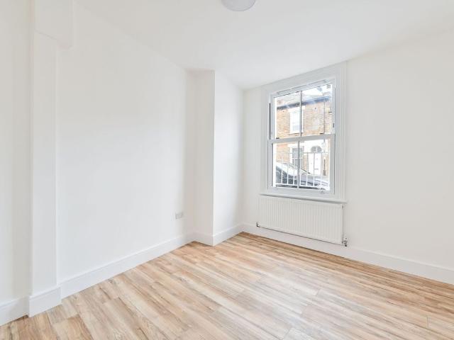 Apartment for rent in Fulham, Sands End