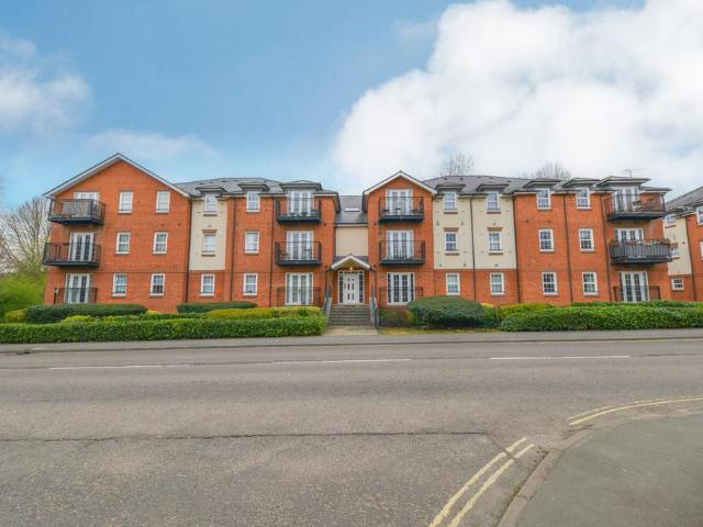 House for rent in Five Acres, Hertfordshire
