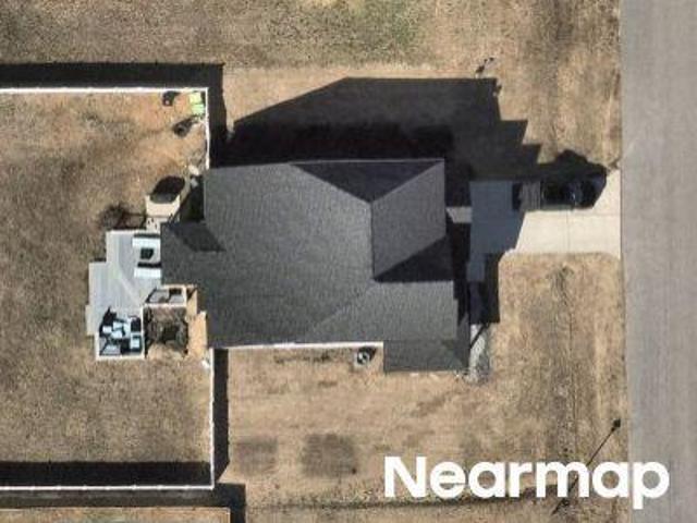 House for sale in Clayton