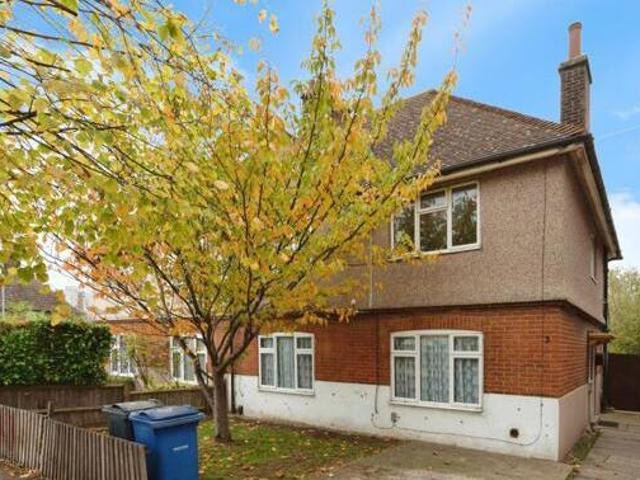 House for sale in Tilbury, Essex