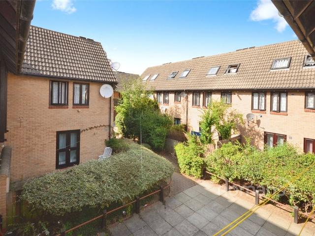 Apartment for rent in Slough