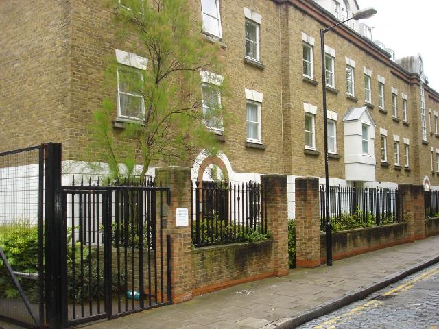 Apartment for rent in Stepney, Greater London