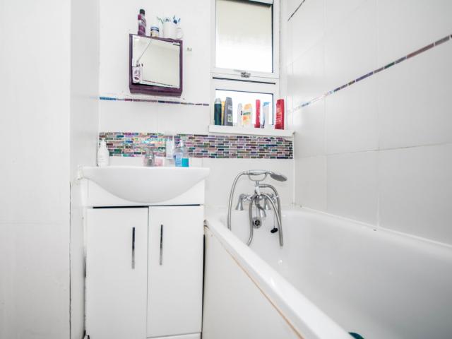 Apartment for rent in Ocean Estate, Stepney