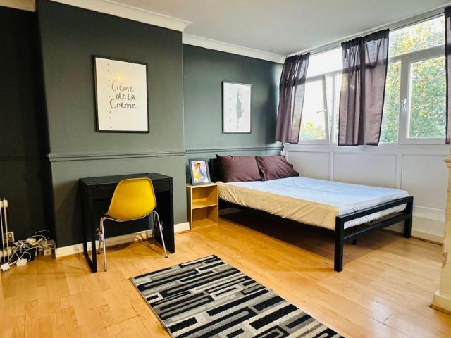 Apartment for rent in Stepney, Greater London