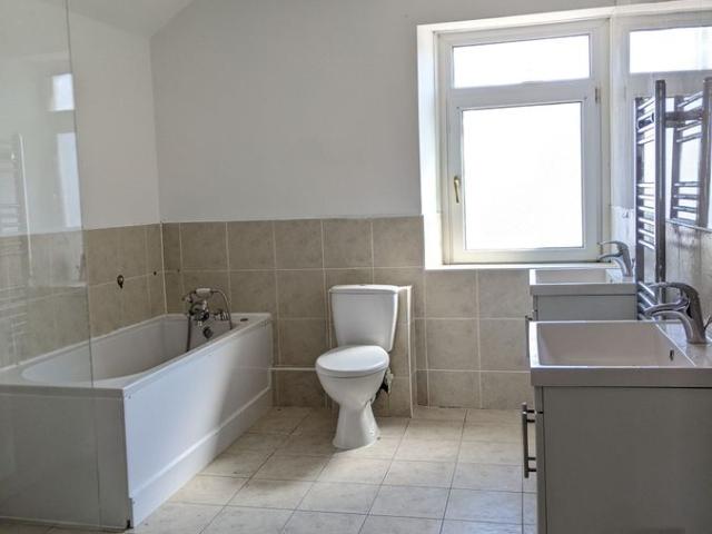 House for rent in Mount Pleasant, Llanelli