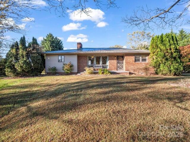 House for sale in Hendersonville, North Carolina