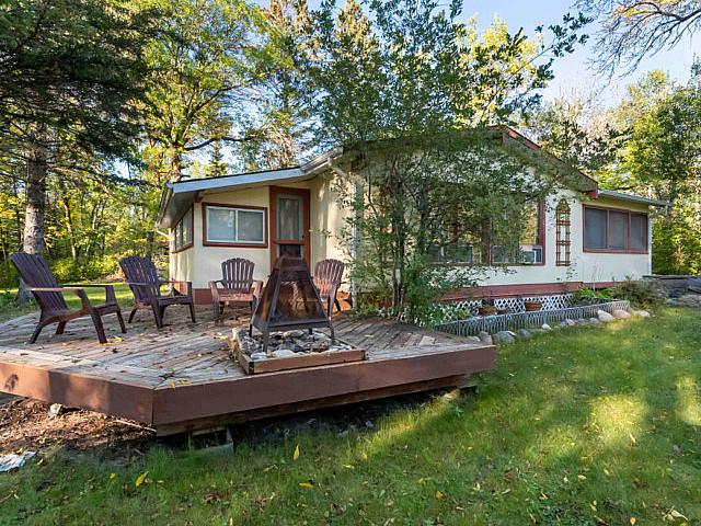House for sale in Crosshill, Ontario