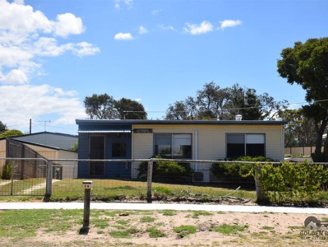 House for sale in Victoria