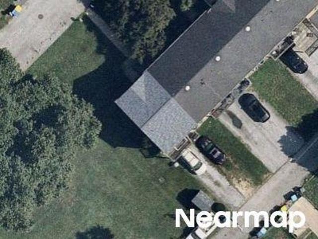 House for sale in Aniline Village, Claymont