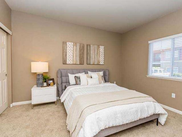 Apartment for rent in California