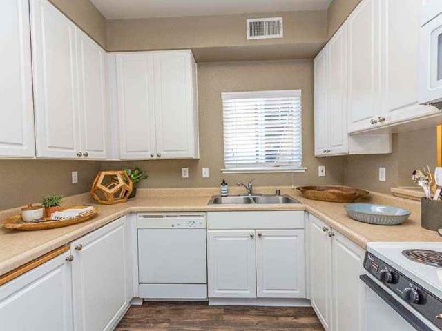 Apartment for rent in California