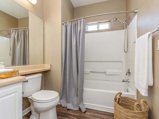 Apartment for rent in California