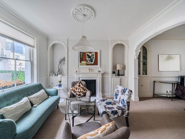 Apartment for rent in Knightsbridge, Greater London