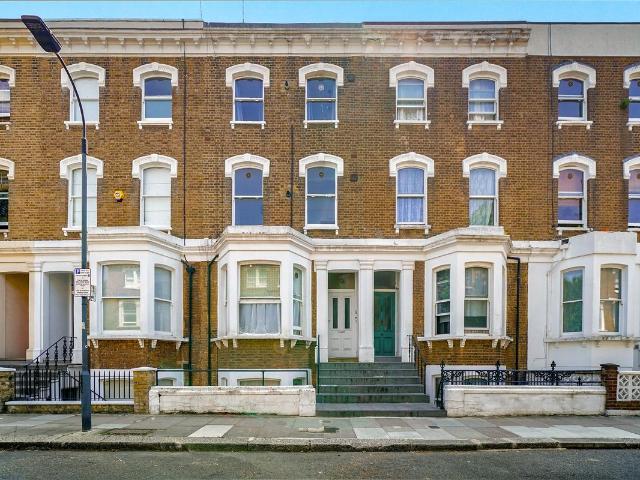 Apartment for rent in Brook Green, Greater London