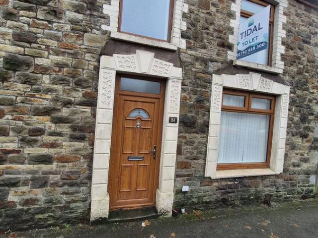 House for rent in Gowerton, Wales