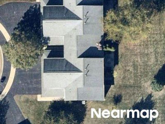 House for sale in Mchenry, Illinois