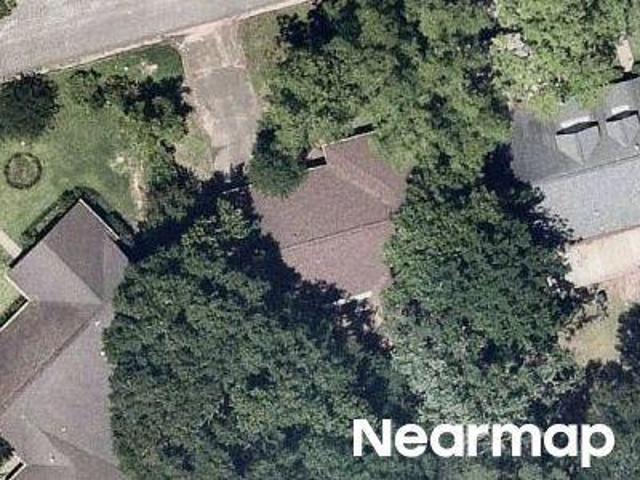 House for sale in Conroe