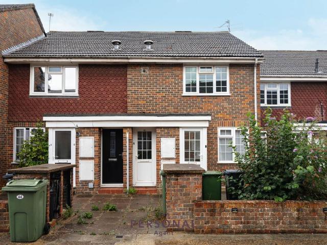 House for rent in Woodcote, Epsom