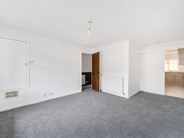 House for rent in Woodcote, Epsom